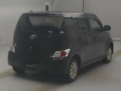 TOYOTA BB
