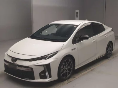 TOYOTA PRIUS PHV