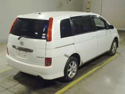 TOYOTA ISIS