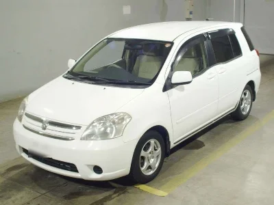 TOYOTA RAUM