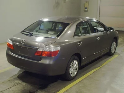 TOYOTA PREMIO