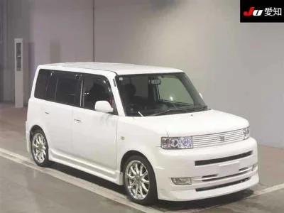 TOYOTA BB