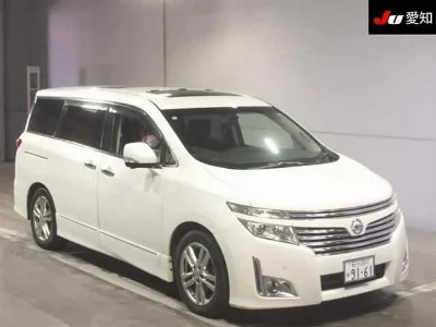 NISSAN ELGRAND