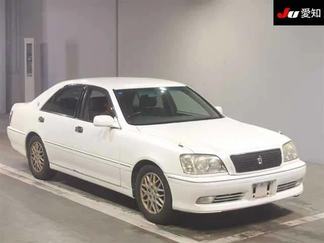 Toyota CROWN ATHLETE  с аукциона в Японии