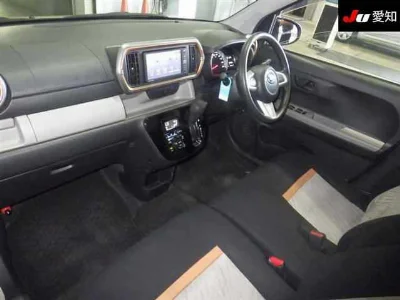 DAIHATSU BOON