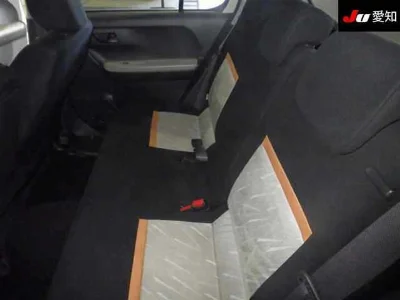 DAIHATSU BOON