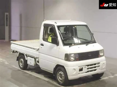 NISSAN CLIPPER TRUCK