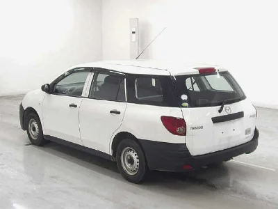 MAZDA FAMILIA VAN
