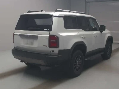 TOYOTA LAND CRUISER 250