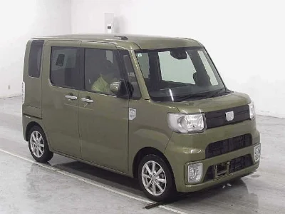 DAIHATSU WAKE