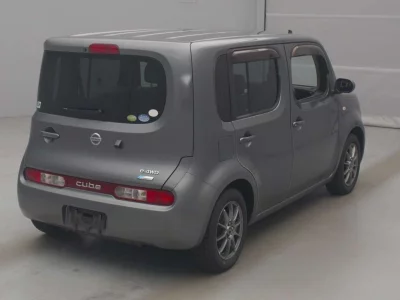 NISSAN CUBE