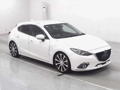 MAZDA AXELA