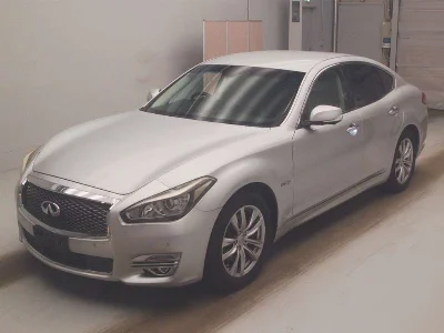 NISSAN FUGA