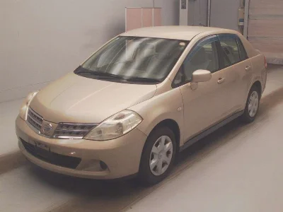 NISSAN TIIDA LATIO