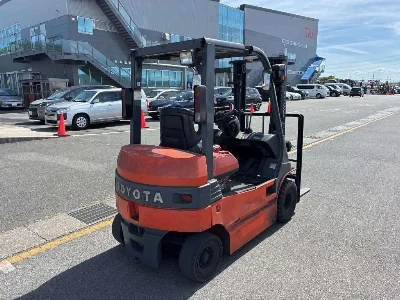 TOYOTA  FORKLIFT 