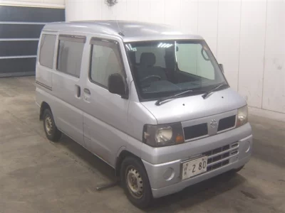 NISSAN CLIPPER VAN