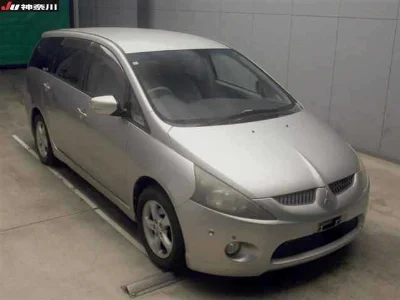 MITSUBISHI GRANDIS