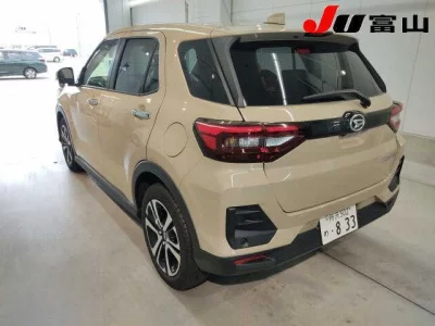 DAIHATSU ROCKY