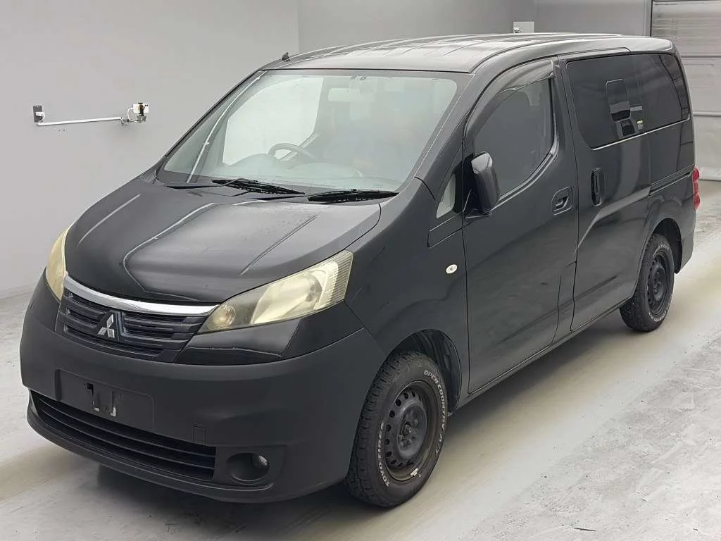 Mitsubishi Delica D:3  с аукциона в Японии