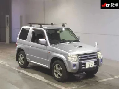 MITSUBISHI PAJERO MINI