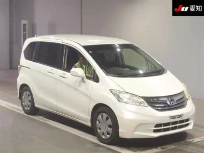 HONDA FREED