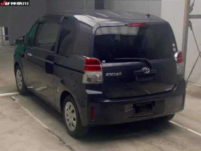 TOYOTA SPADE