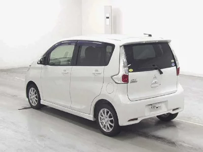 MITSUBISHI EK CUSTOM
