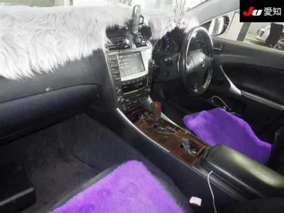 LEXUS IS
