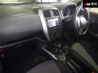 NISSAN TIIDA LATIO