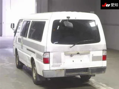 MAZDA BONGO BRAWNY VAN