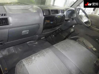 MAZDA BONGO BRAWNY VAN
