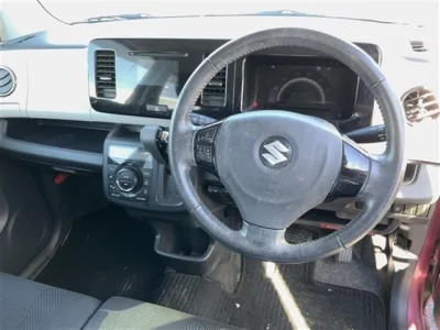 SUZUKI MRWAGON