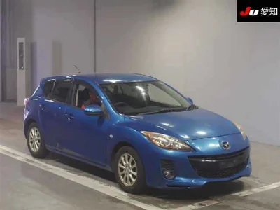 MAZDA AXELA