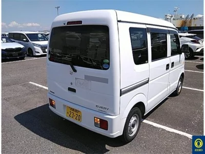 SUZUKI EVERY VAN
