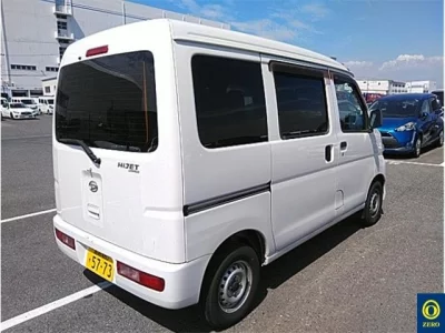 DAIHATSU HIJET VAN