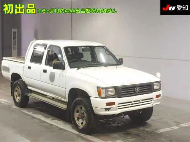 Toyota Hilux  с аукциона в Японии