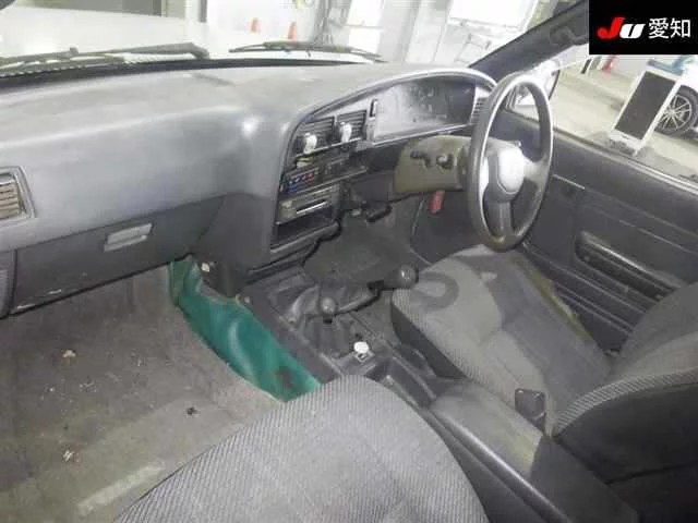 Toyota Hilux  с аукциона в Японии