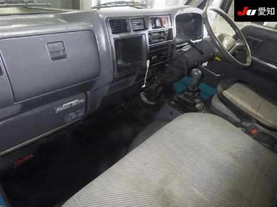 TOYOTA DYNA