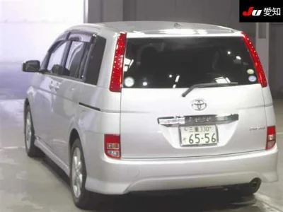TOYOTA ISIS