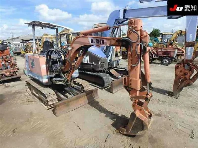 KUBOTA KUBOTA
