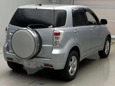 TOYOTA RUSH