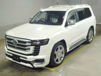 TOYOTA LAND CRUISER