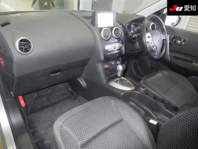 NISSAN DUALIS