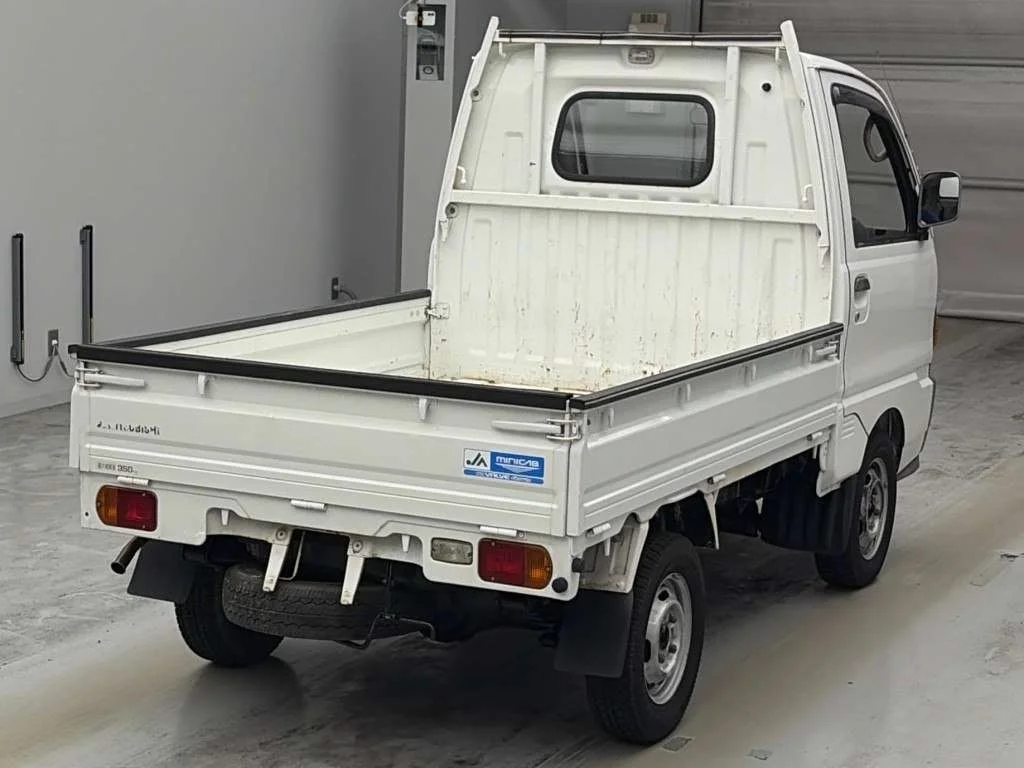 Mitsubishi Minicab Truck  с аукциона в Японии
