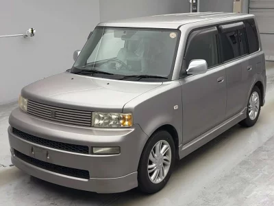 TOYOTA BB