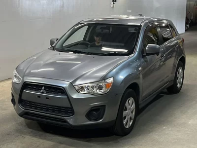 MITSUBISHI RVR