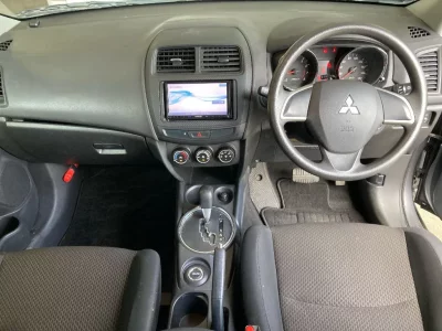 MITSUBISHI RVR