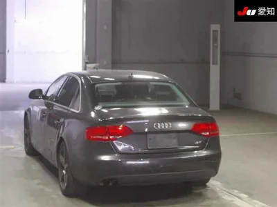 AUDI A4 AVANTE