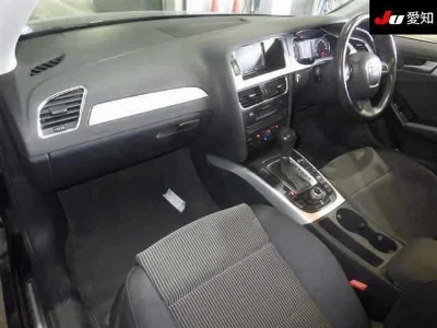 AUDI A4 AVANTE