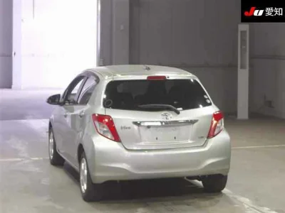 TOYOTA VITZ